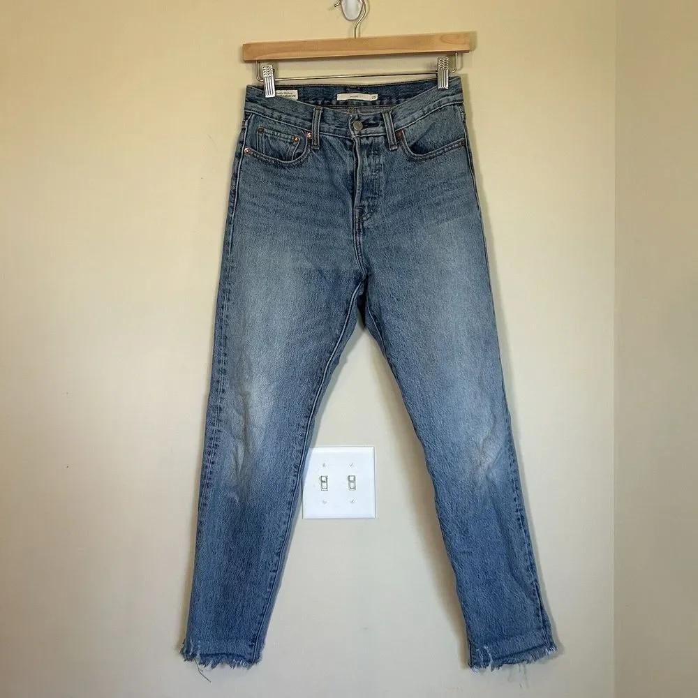 Levi's Wedgie‎ Premium WOmen's 25 Icon Fit Jeans Shut Up 22861-0036